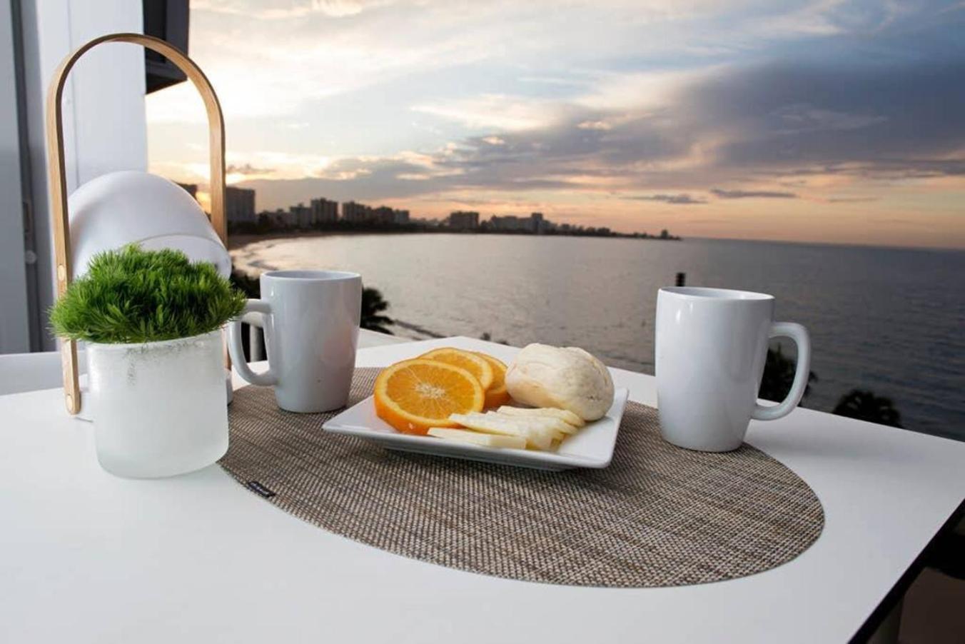 Pr Rentals Beach Front Penthouse A 604 San Juan Exteriér fotografie